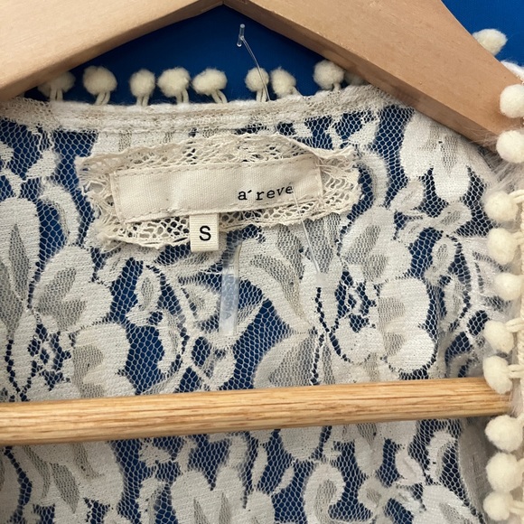 A’reve fur butter cream lace vest small boho feminine EUC Bohemian cottagecore - Picture 5 of 9